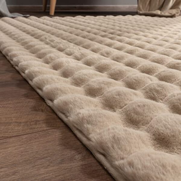 High Pile Geometric Rug, Beige, 200x280 cm