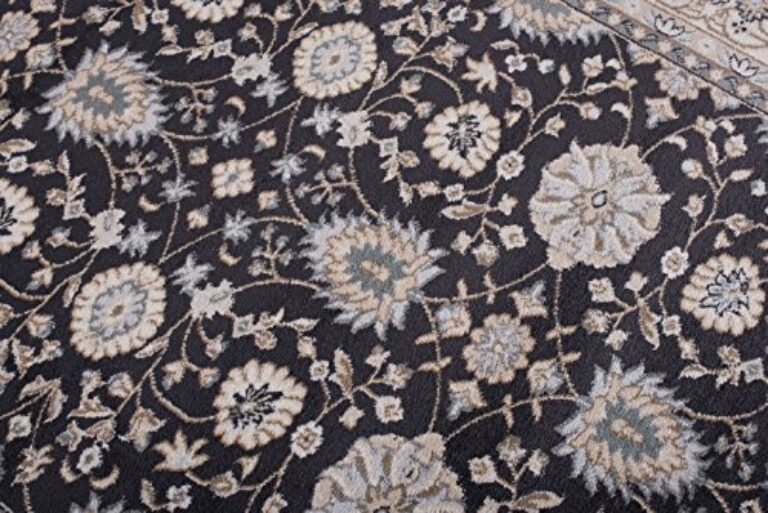 Rot, Beige, Creme Traditioneller Orientteppich mit Blumenmedaillons