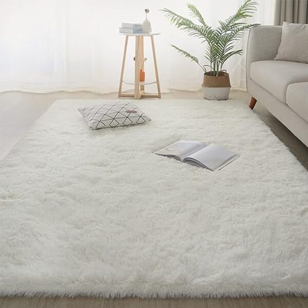 Shaggy White High Pile Rug, Washable 140x200 cm